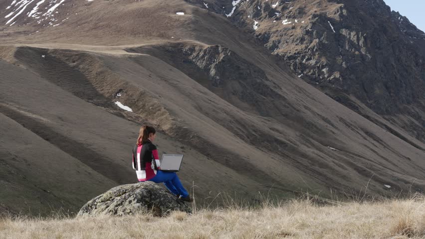 Montana Ranks Lowest For New IT Salaries Overall, Highest For New Application Developer Salaries.  How Is This Possible?